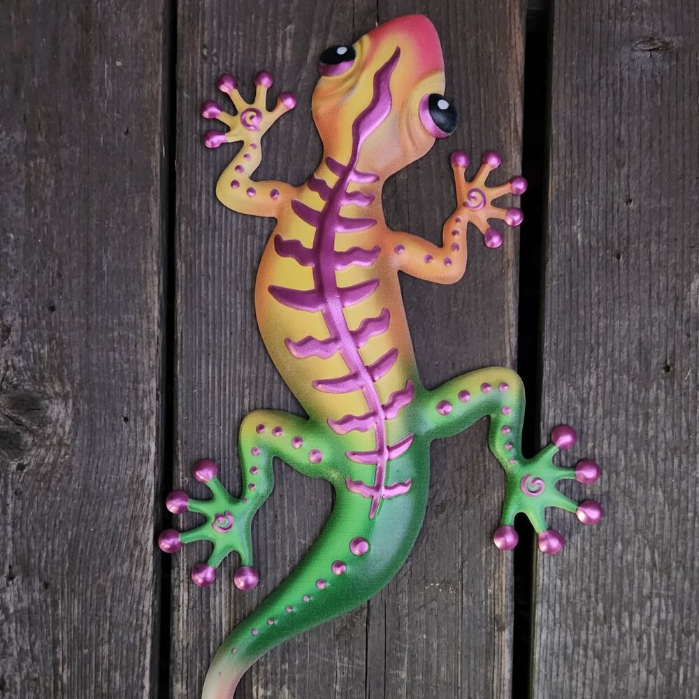 12" Yellow/Magenta Metalic Vibrant Color Metal Gecko Wall Decor Outdoor Art